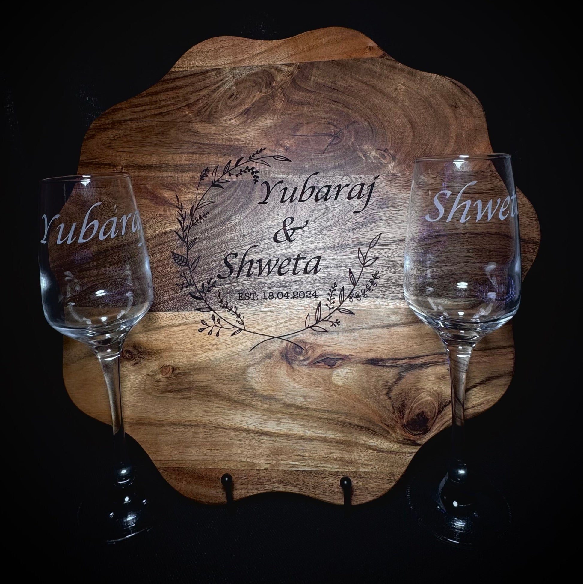 Engraved Cheeseboard & Champagne/Wine Glass Anniversary Set